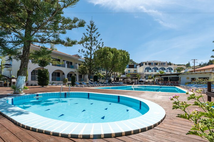 Pool 62 of 71