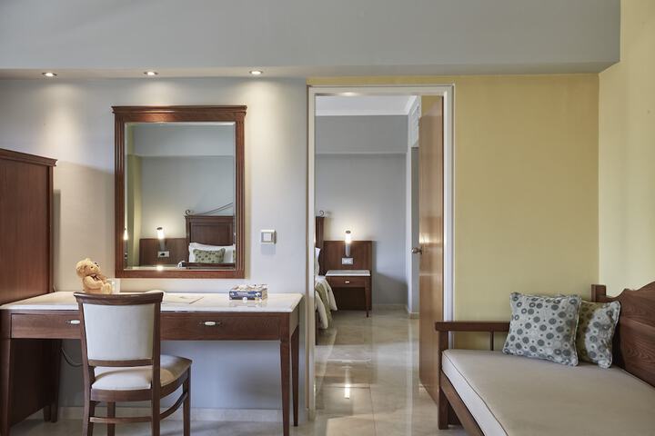 Room 7 of 129
