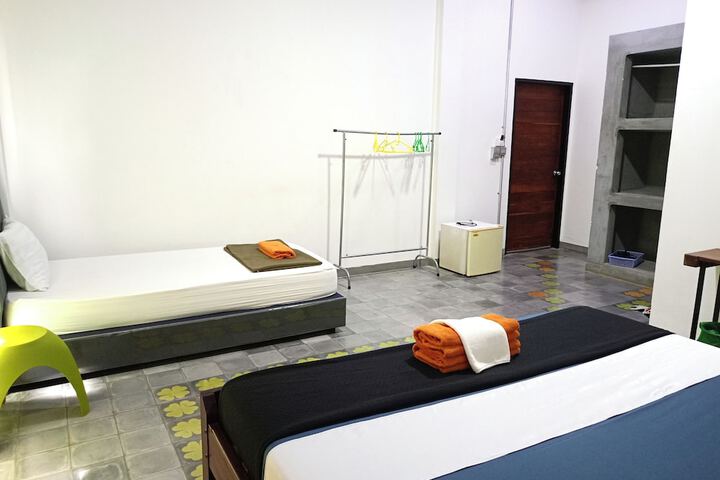 Room 36 of 62