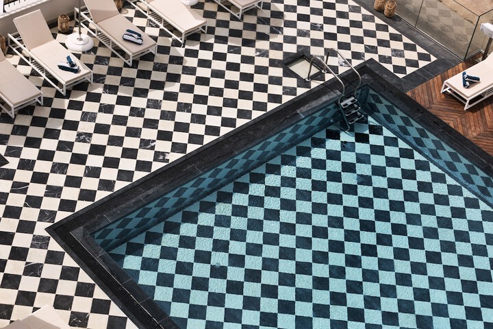 Pool 65 of 115