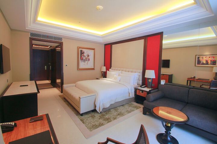 Room 19 of 55