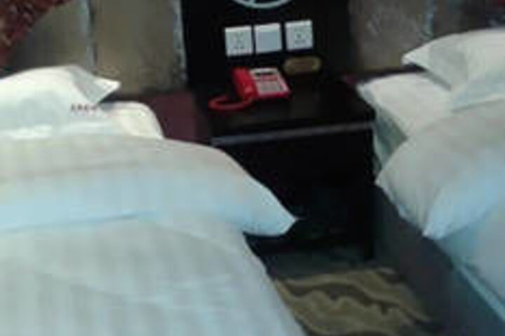 Room 25 of 62