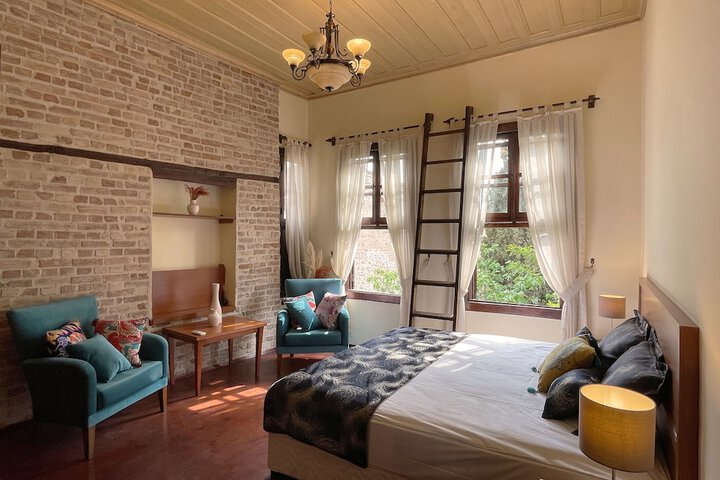 Room 10 of 56