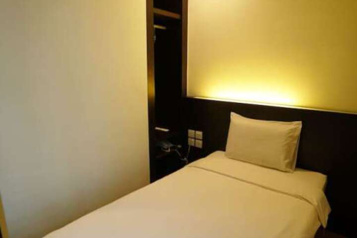 Photo 11