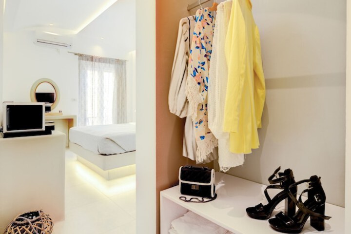 Room 17 of 71