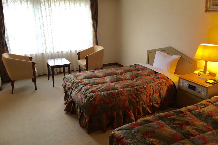 Room 9 of 58