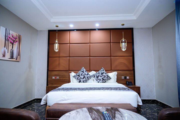 Room 39 of 166