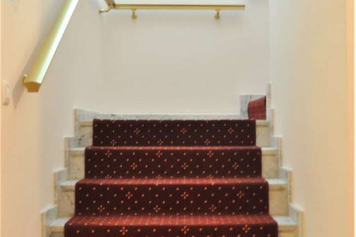 Ballroom/Hall 29 of 31