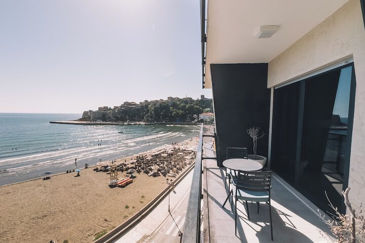 Terrace/Patio 51 of 108