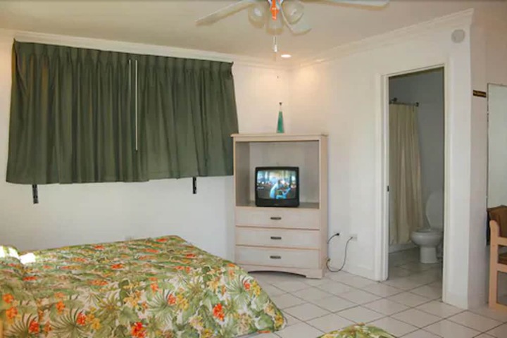 Room 8 of 47