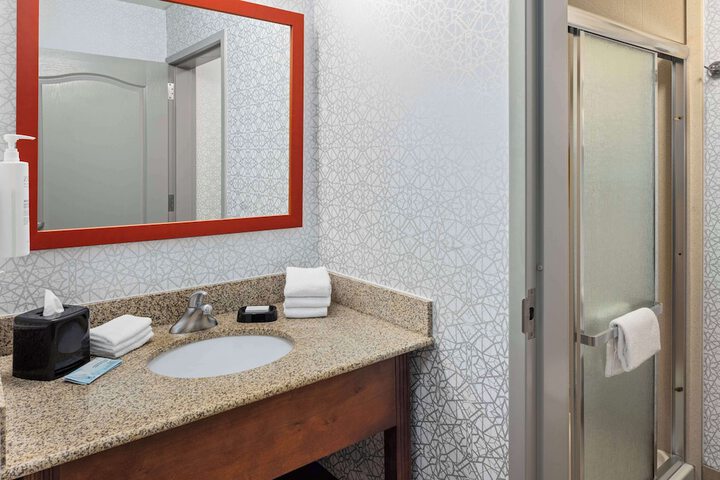Bathroom shower