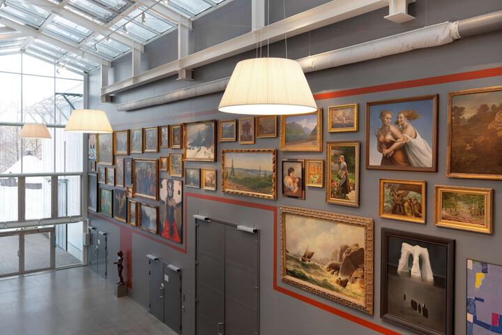 Lobby Entry