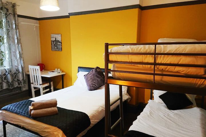 Room 40 of 46