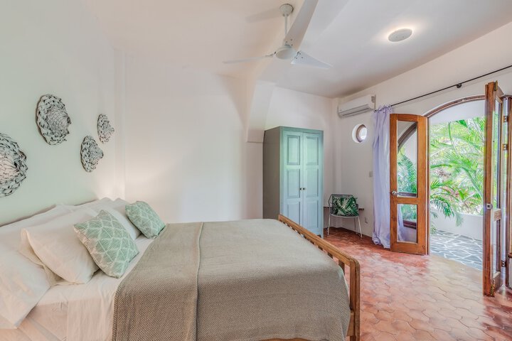 Room 20 of 72