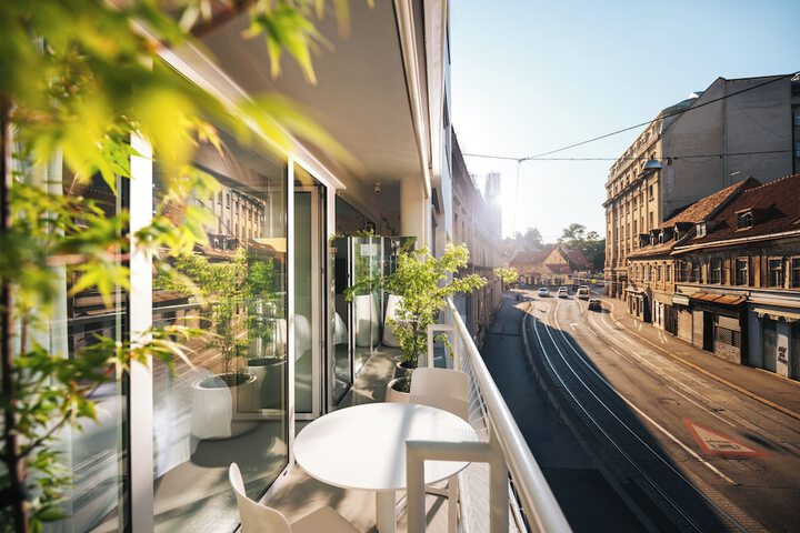 Terrace/Patio 13 of 42