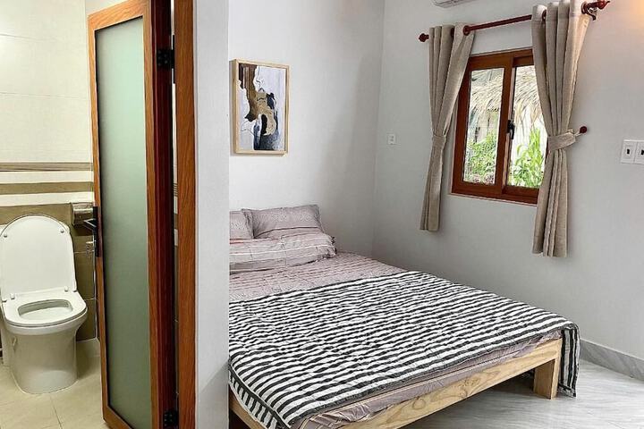 Room 3 of 56