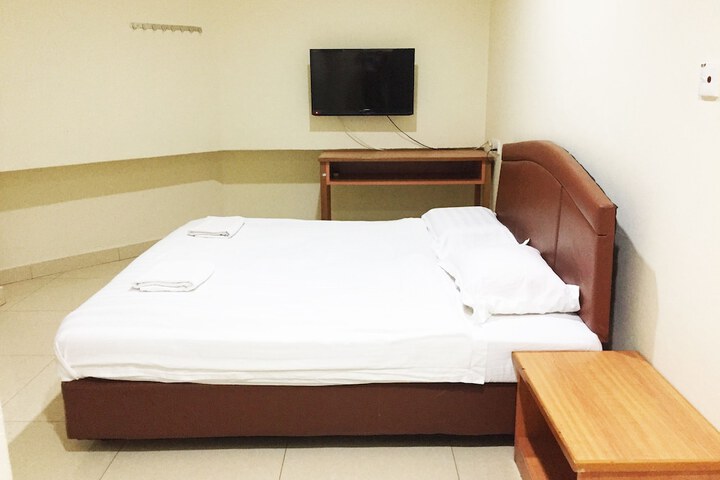 Room 9 of 22