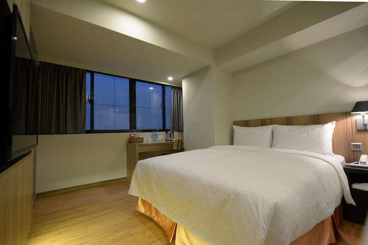 Room 18 of 41