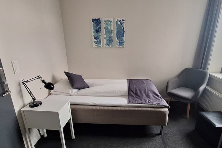Room 5 of 50
