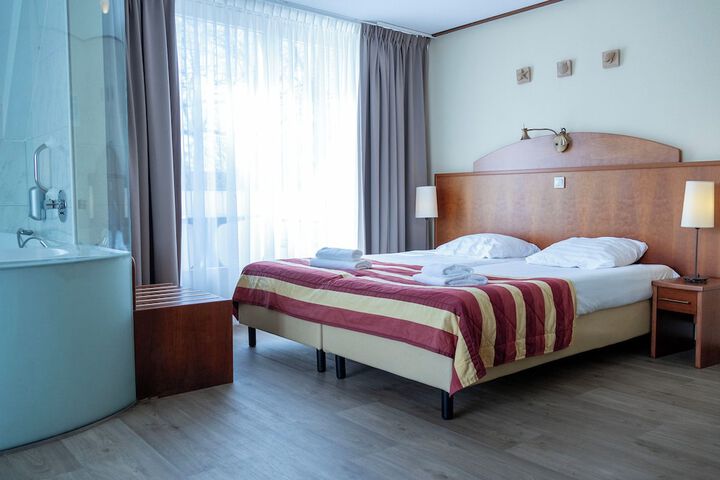 Room 15 of 56