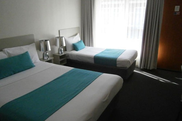Room 3 of 56