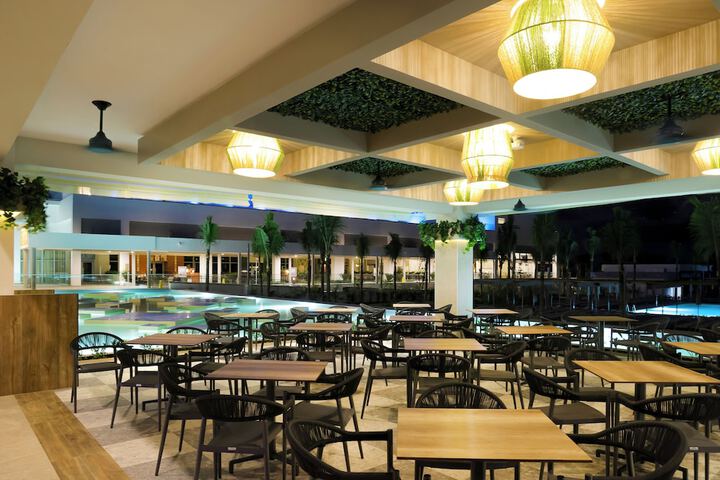 Pool 207 of 223