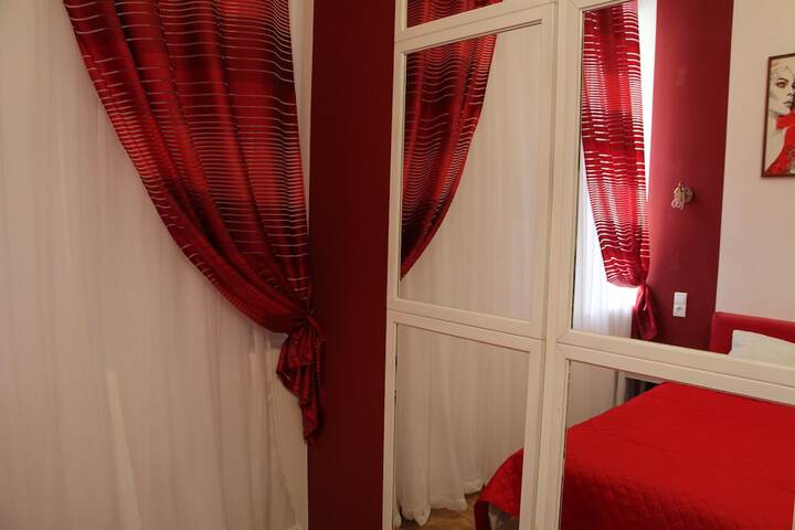 Room 27 of 159