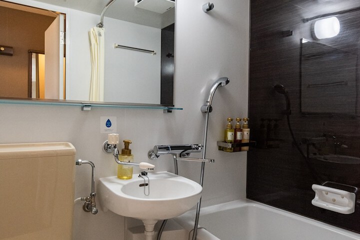 Bath Interior