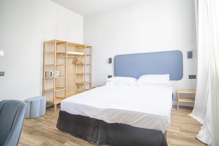 Room 4 of 54