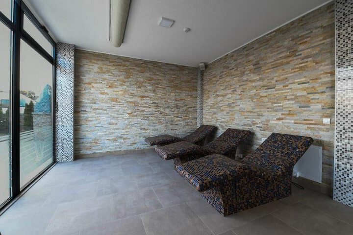 Spa 56 of 113