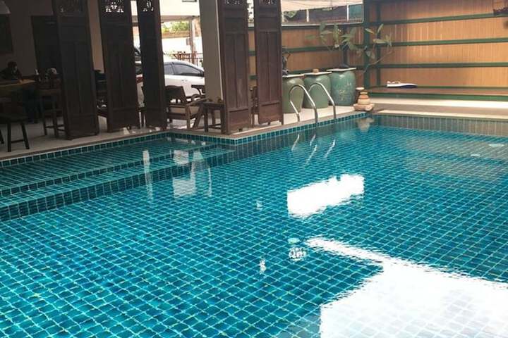 Pool 74 of 94