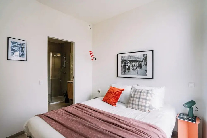 Room 3 of 14