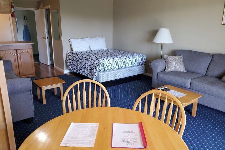 Superior Apartment 3 Double Beds Sofa (15 of 21)
