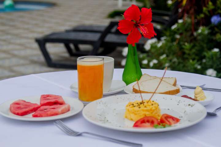 Breakfast/Coffee Service 52 of 59