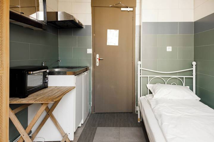 Room 19 of 51