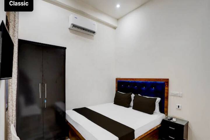 Room 40 of 57