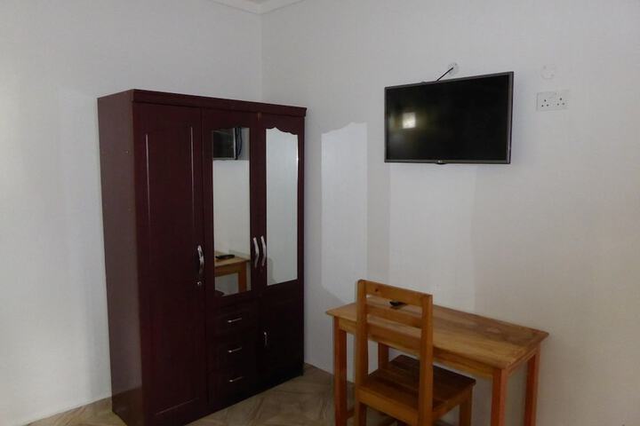 Room 2 of 13
