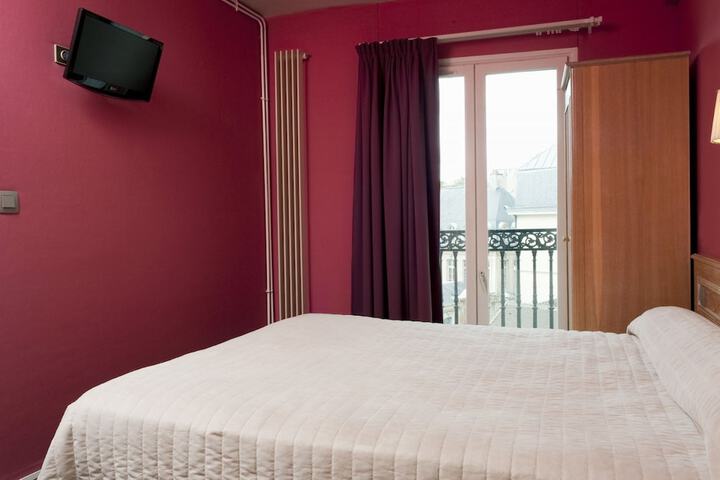 Room 14 of 54