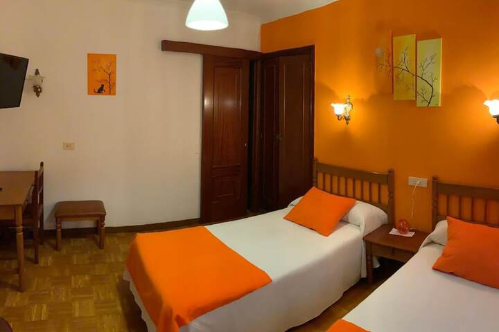 Room 16 of 50