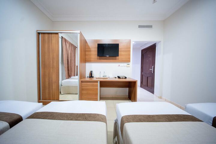 Room 20 of 31