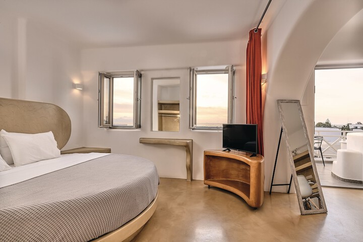 Room 38 of 230
