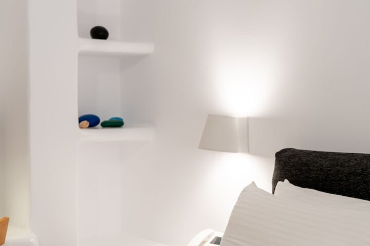 Room 15 of 145