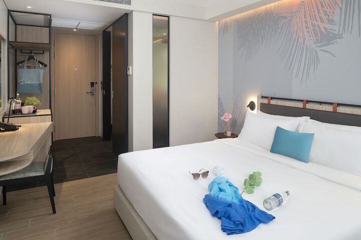 Room 7 of 19