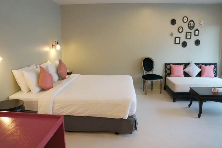 Room 20 of 42