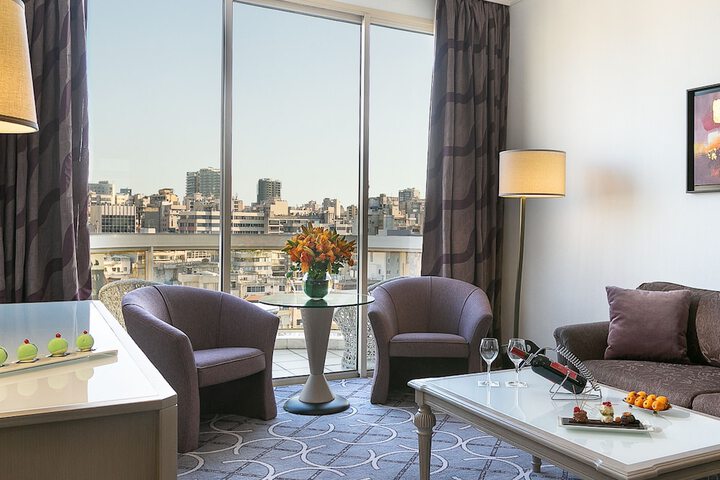 Room 179 of 266