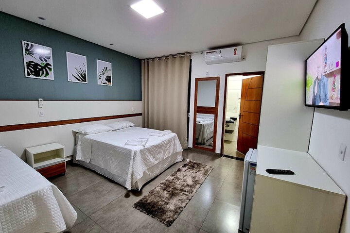 Room 8 of 47