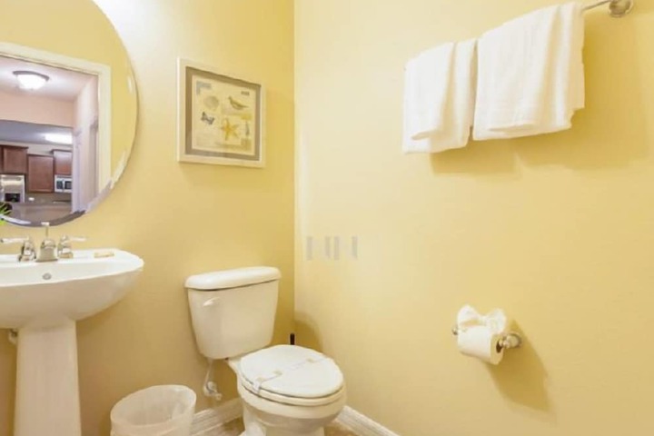 Room 15 of 19