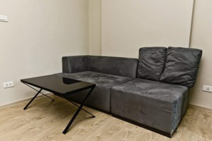 Room 13 of 29