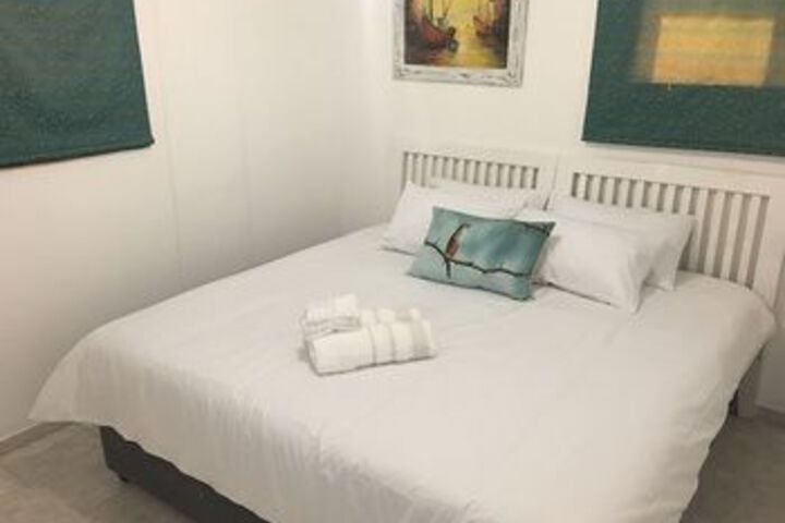 Room 14 of 22