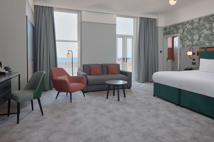 Room 22 of 182